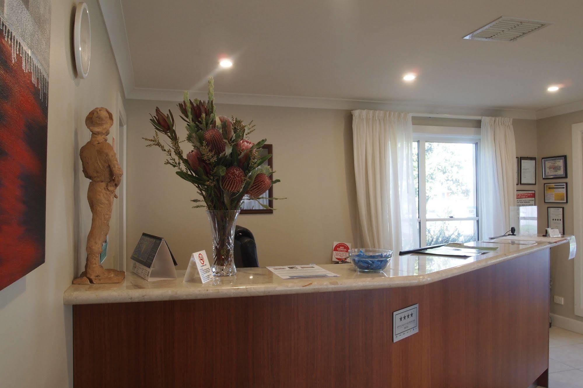 Alexander Cameron Suites Penola Zewnętrze zdjęcie
